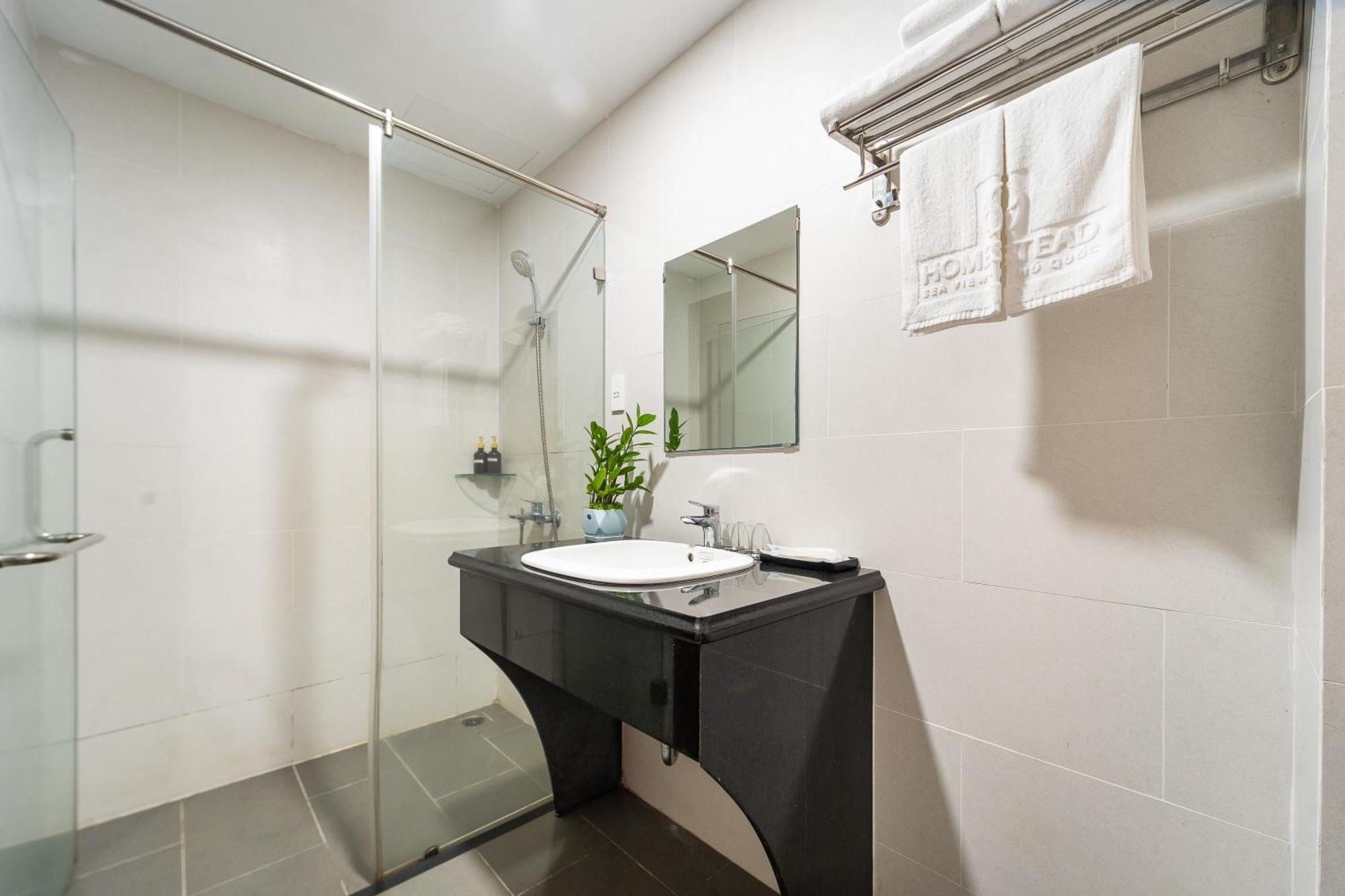 Homestead Seaview Hotel Phú Quốc